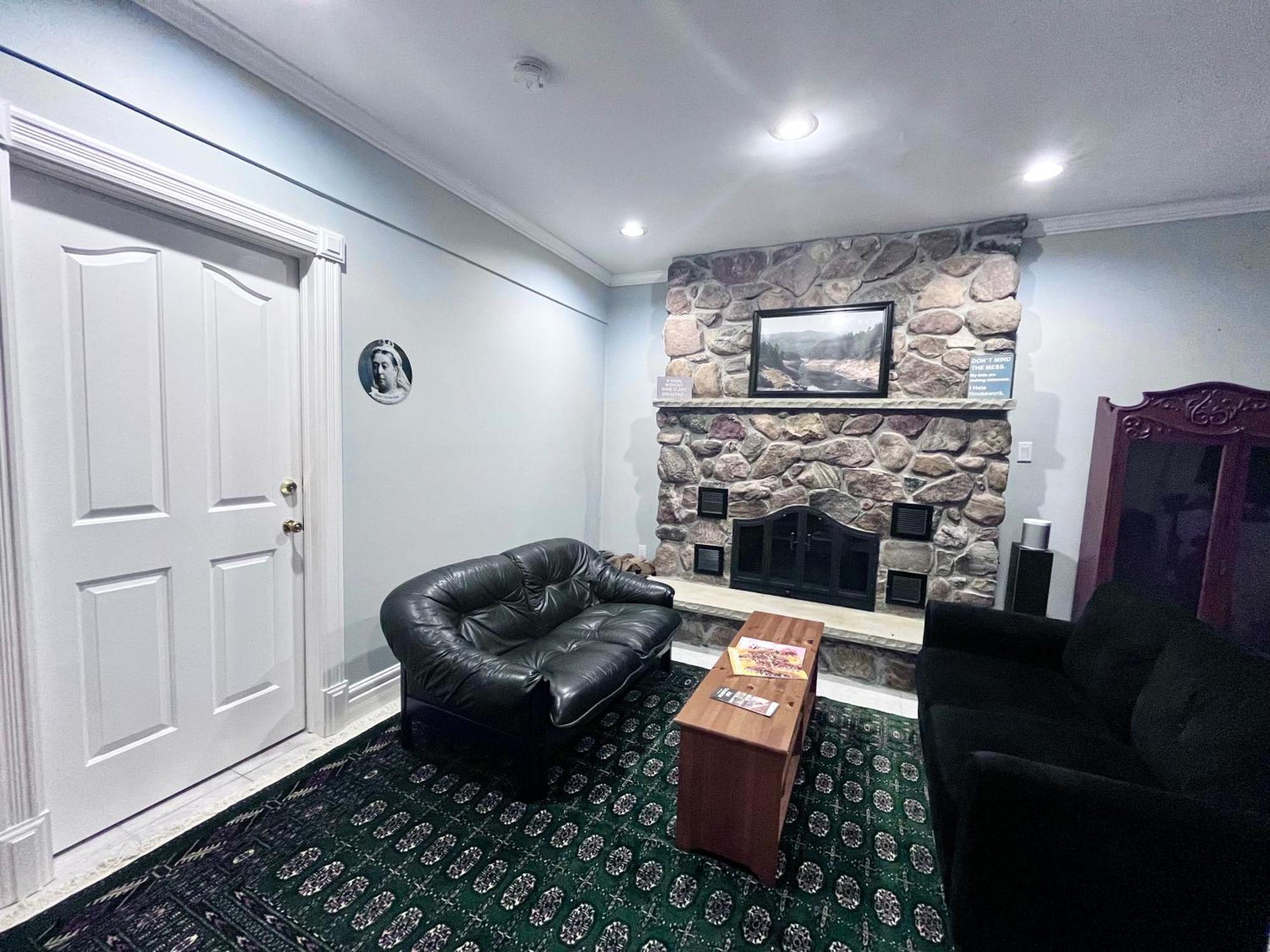 Caledon Manor And Country Inn Esterno foto